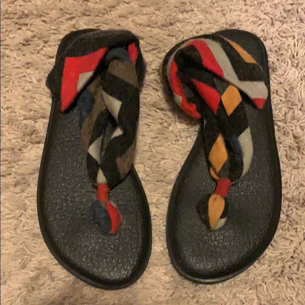 BRAND NEW SANUK SANDALS - never worn